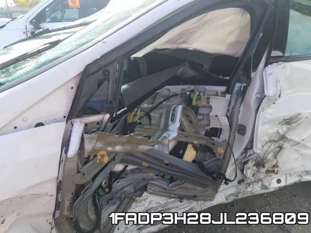 1FADP3H28JL236809 фото 2