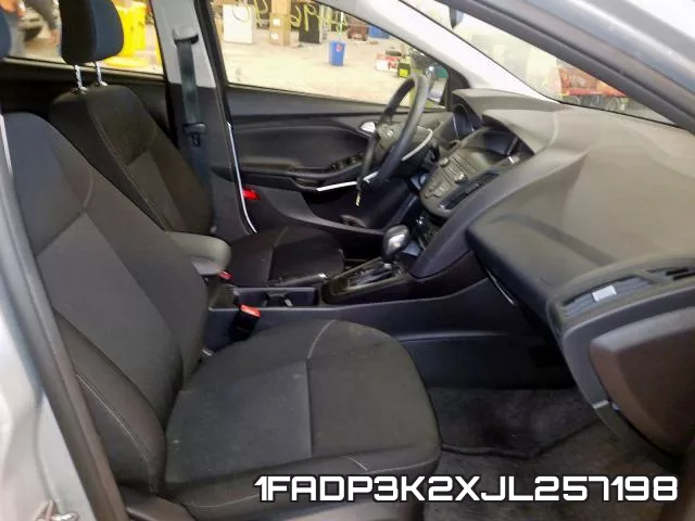 1FADP3K2XJL257198 фото 6