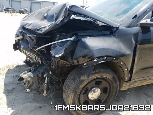 1FM5K8AR5JGA21832 фото 10