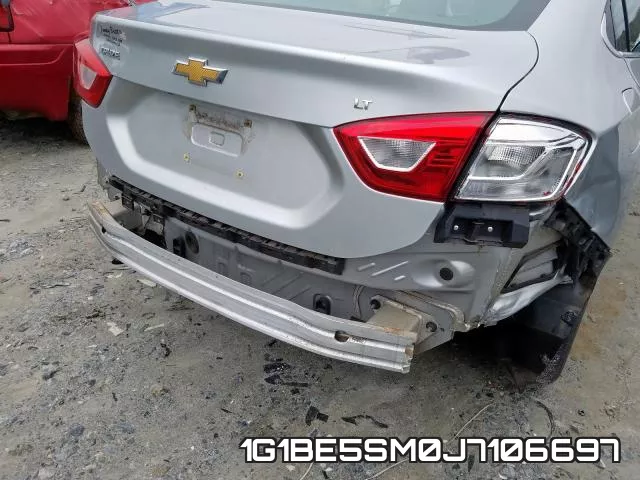 1G1BE5SM0J7106697 фото 10