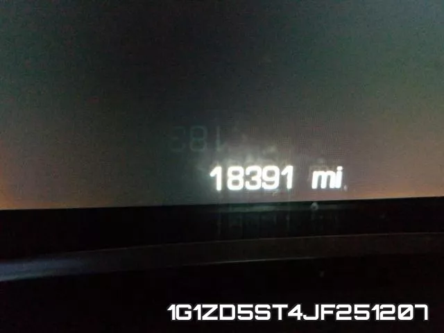 1G1ZD5ST4JF251207 фото 9