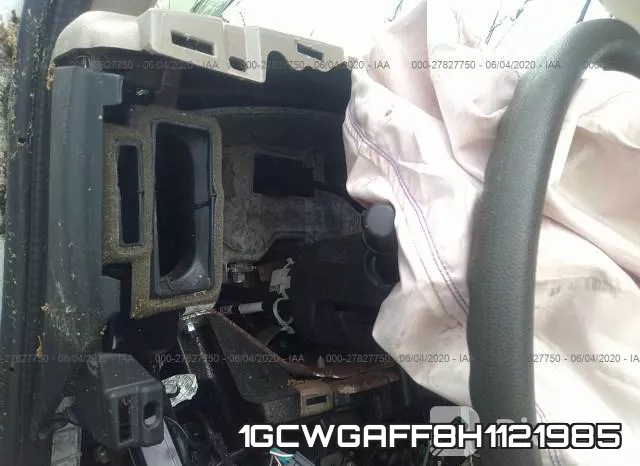 1GCWGAFF8H1121985 фото 10