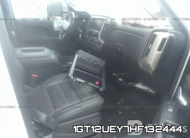 1GT12UEY7HF132444 фото 6