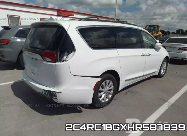 2C4RC1BGXHR587839 фото 5
