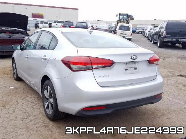 3KPFL4A76JE224399 фото 4