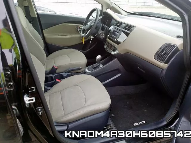 KNADM4A30H6085742 фото 6