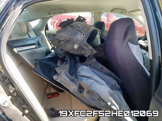 19XFC2F52HE012069 фото 7