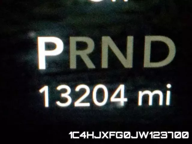 1C4HJXFG0JW123700 фото 9