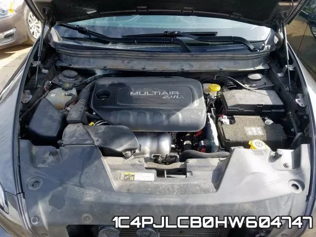 1C4PJLCB0HW604747 фото 8