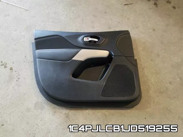 1C4PJLCB1JD519255 фото 10