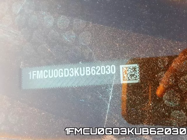 1FMCU0GD3KUB62030 фото 2