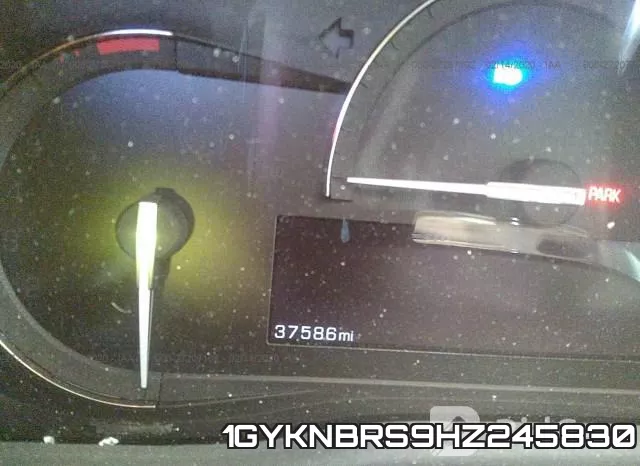1GYKNBRS9HZ245830 фото 8