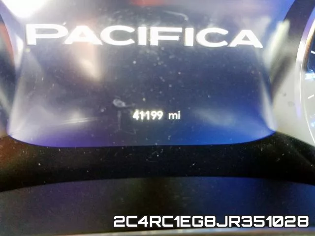 2C4RC1EG8JR351028 фото 9