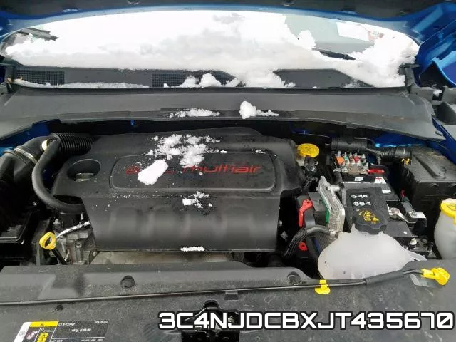 3C4NJDCBXJT435670 фото 8