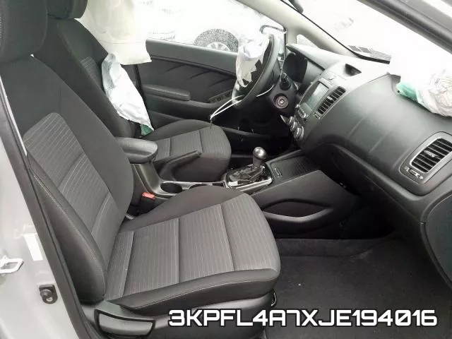3KPFL4A7XJE194016 фото 6