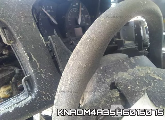 KNADM4A35H6016075 фото 8