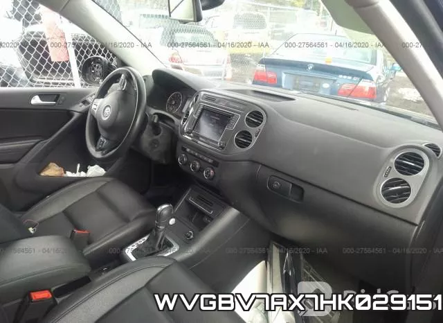 WVGBV7AX7HK029151 фото 6