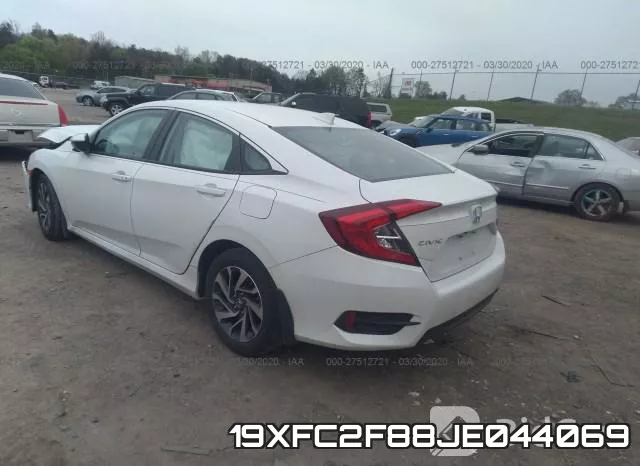 19XFC2F88JE044069 фото 4