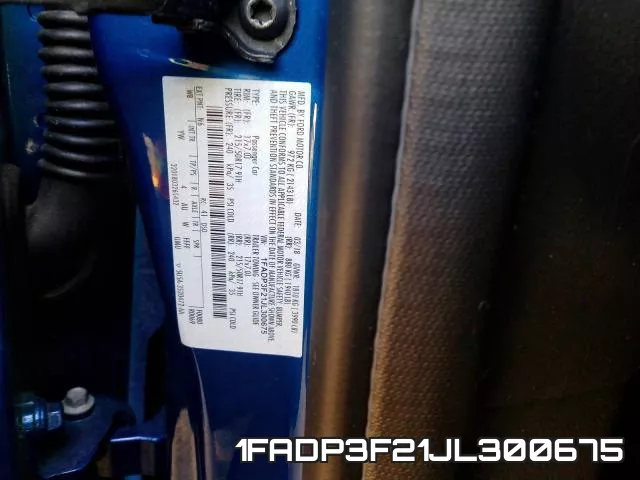 1FADP3F21JL300675 фото 2