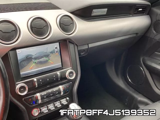 1FATP8FF4J5139352 фото 10