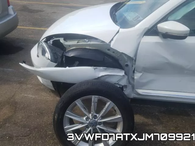 3VWFD7ATXJM709921 фото 10