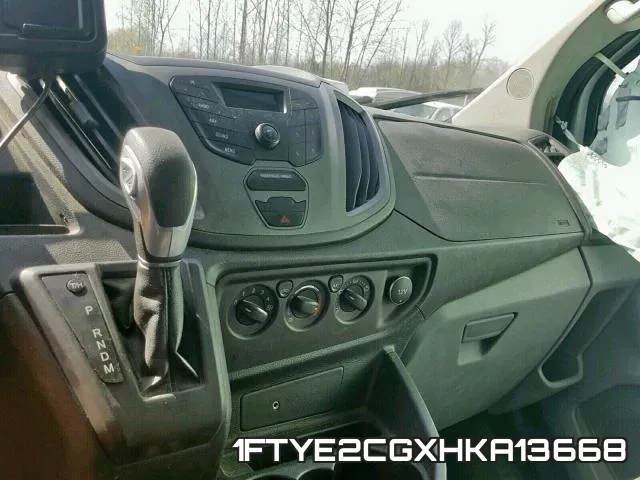 1FTYE2CGXHKA13668 фото 10