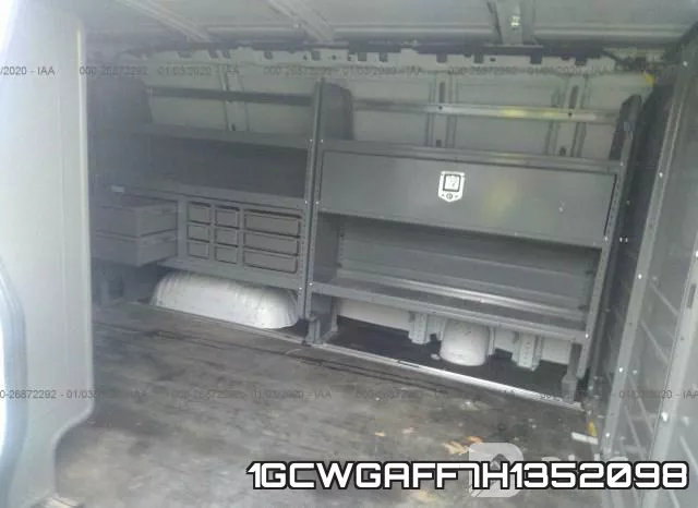 1GCWGAFF7H1352098 фото 9