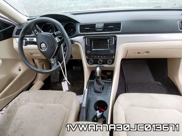 1VWAA7A30JC013671 фото 10