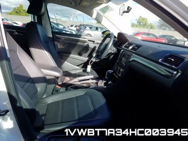 1VWBT7A34HC003945 фото 6