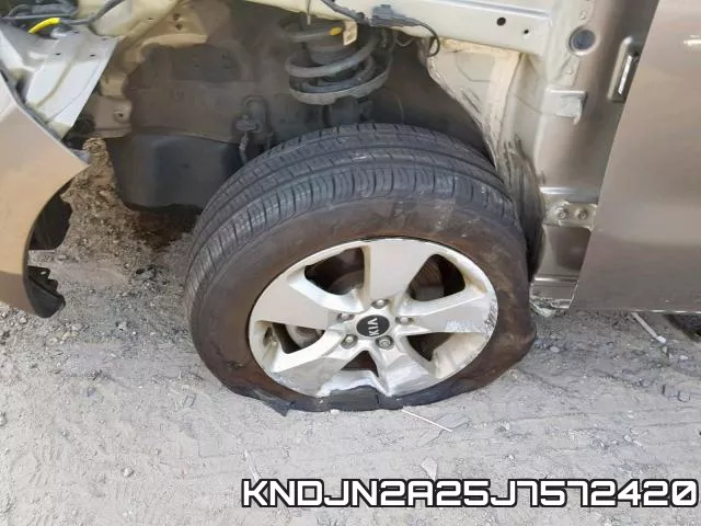 KNDJN2A25J7572420 фото 10