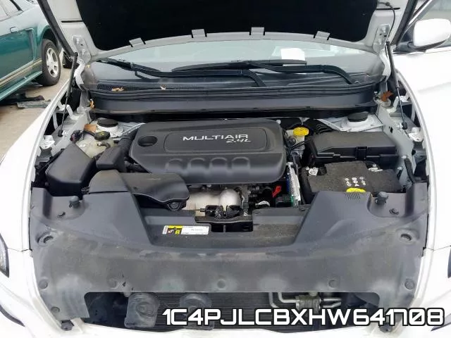 1C4PJLCBXHW641708 фото 8