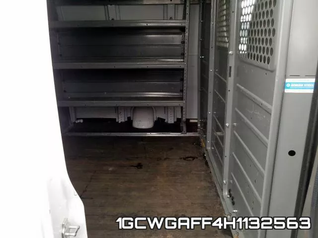 1GCWGAFF4H1132563 фото 7