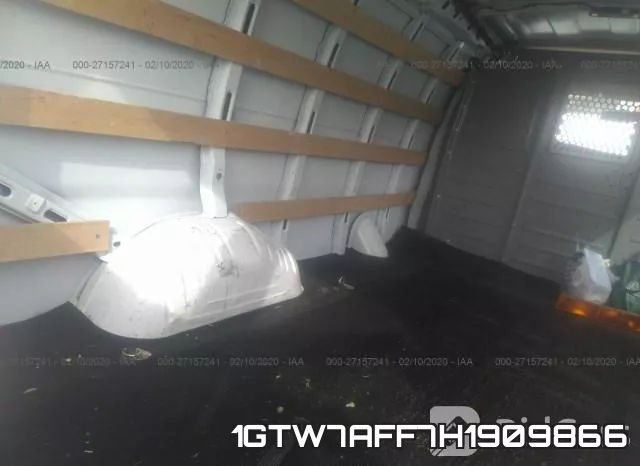 1GTW7AFF7H1909866 фото 9