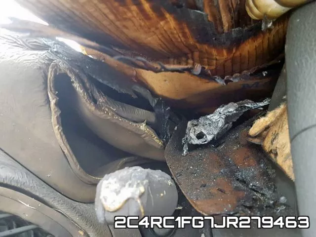 2C4RC1FG7JR279463 фото 9