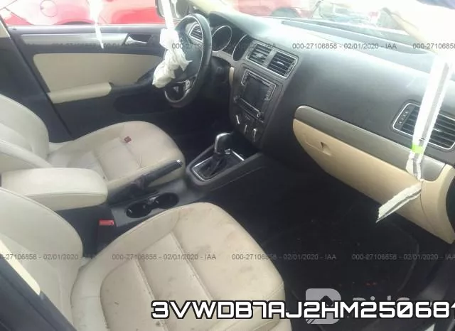 3VWDB7AJ2HM250681 фото 6