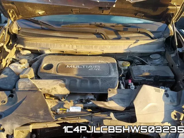 1C4PJLCB5HW503235 фото 8