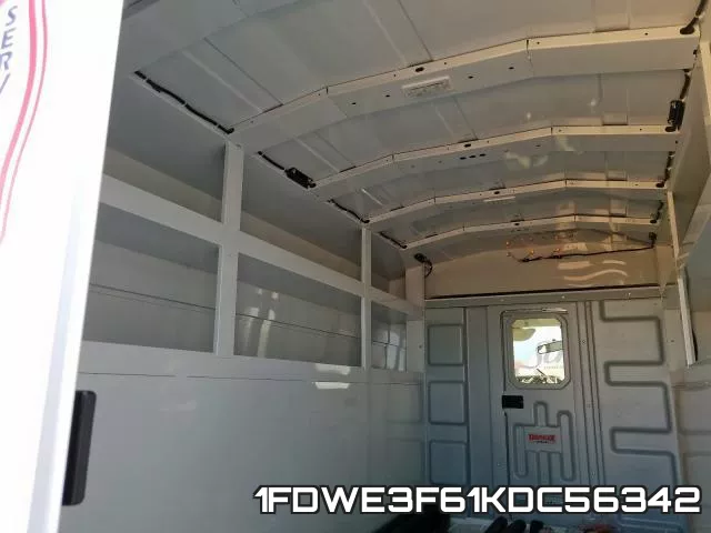 1FDWE3F61KDC56342 фото 7