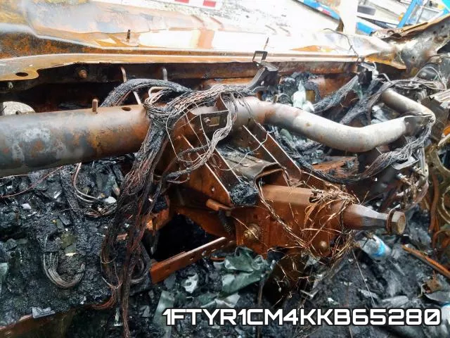 1FTYR1CM4KKB65280 фото 9