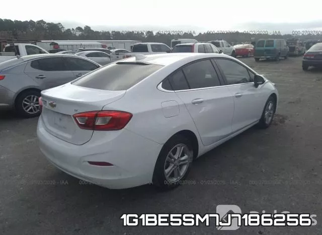 1G1BE5SM7J7186256 фото 5