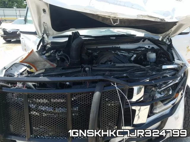 1GNSKHKC7JR324799 фото 8