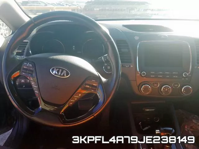 3KPFL4A79JE238149 фото 10