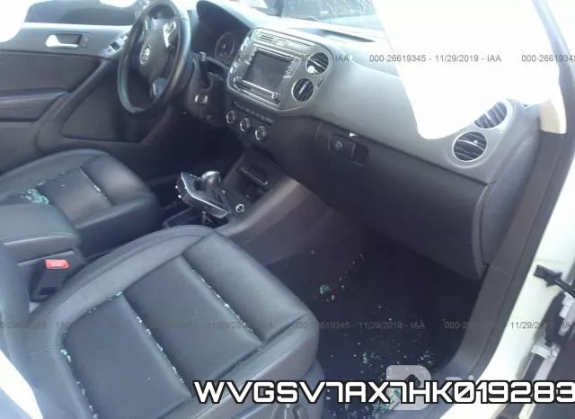 WVGSV7AX7HK019283 фото 6