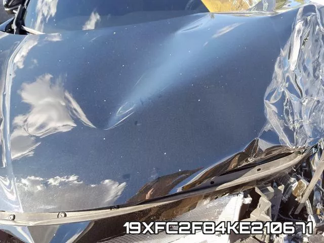 19XFC2F84KE210671 фото 8