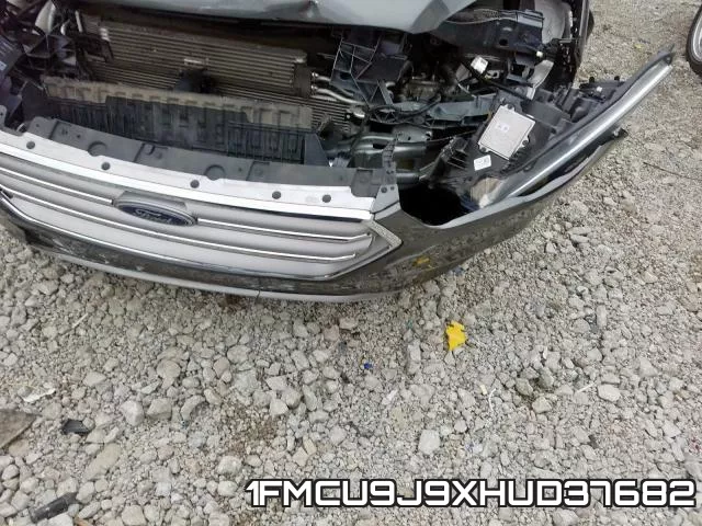 1FMCU9J9XHUD37682 фото 10