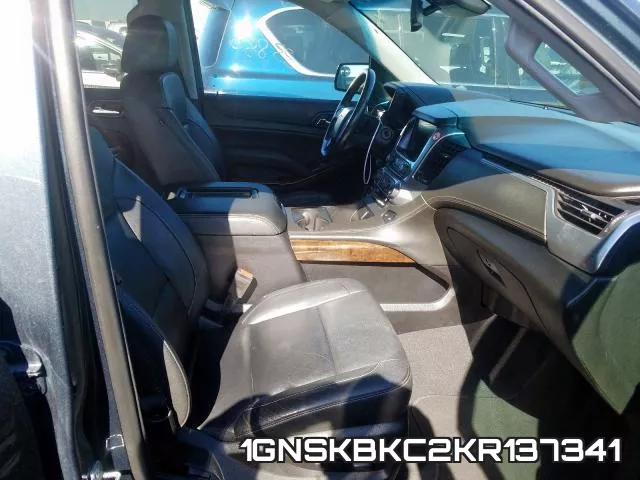 1GNSKBKC2KR137341 фото 6