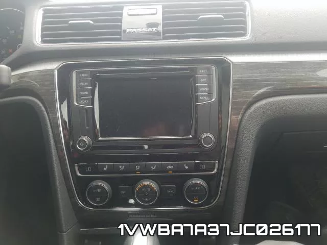 1VWBA7A37JC026177 фото 10