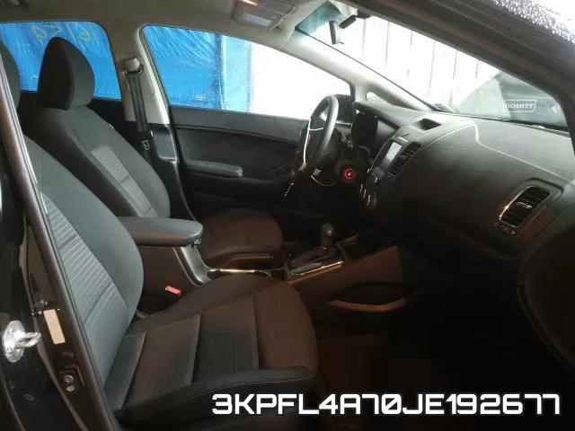 3KPFL4A70JE192677 фото 6