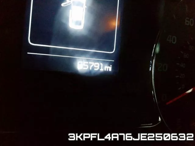 3KPFL4A76JE250632 фото 9