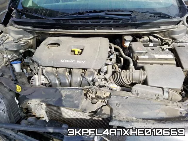 3KPFL4A7XHE010669 фото 8