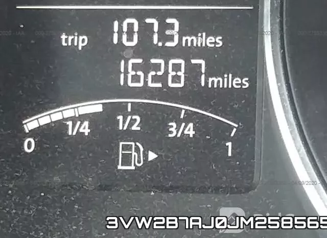 3VW2B7AJ0JM258565 фото 8